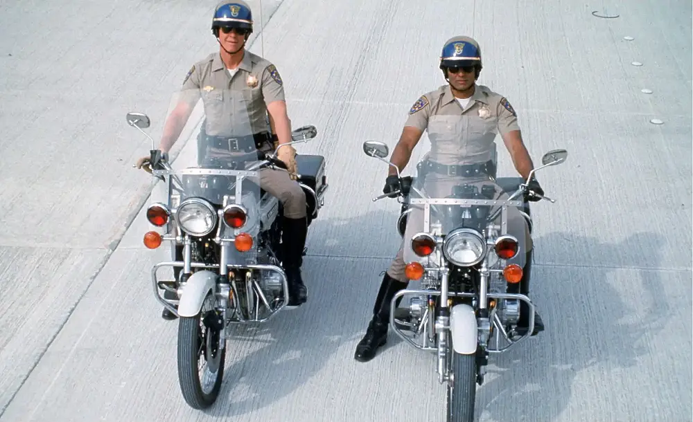 motos de chips - Cómo se llamaban los personajes de patrulla motorizada