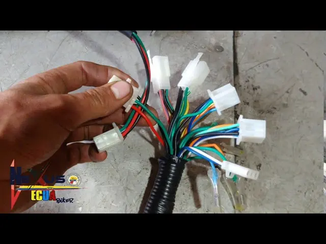colores cables circuito eléctrico motocicleta - Cuál es el color del cable positivo y negativo