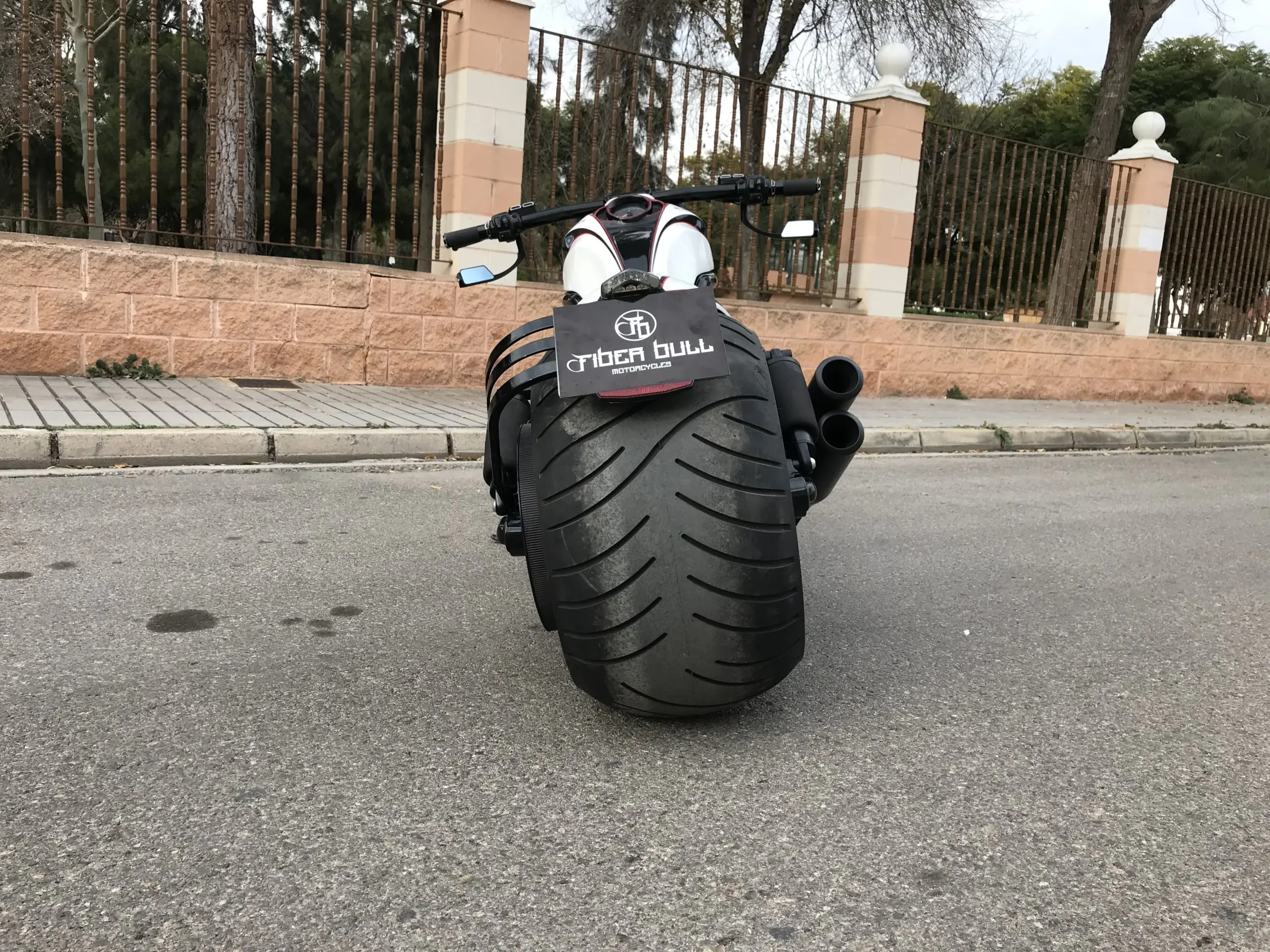 motos de ruedas gordas - Cuál es la Harley más pesada