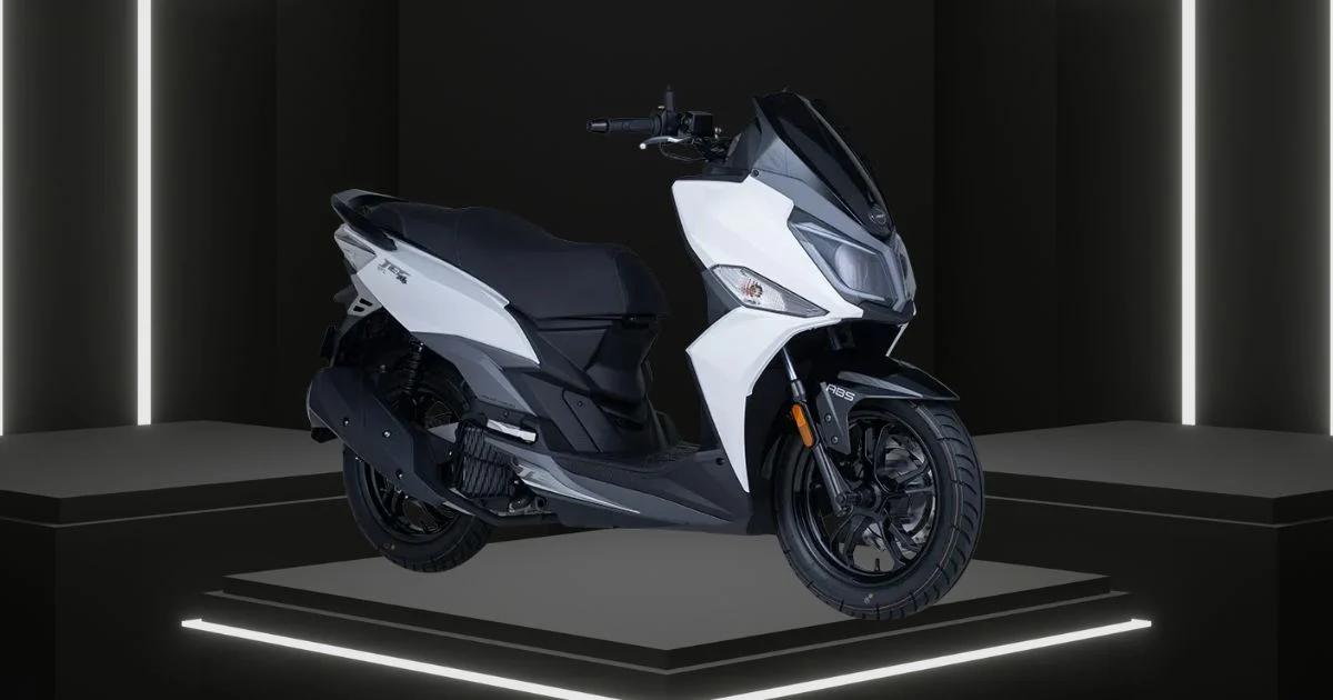 motocicleta parecida a la neo max - Cuánto corre la NMAX