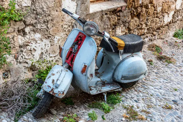 chatarra de motos - Cuánto cuesta dar de baja un ciclomotor