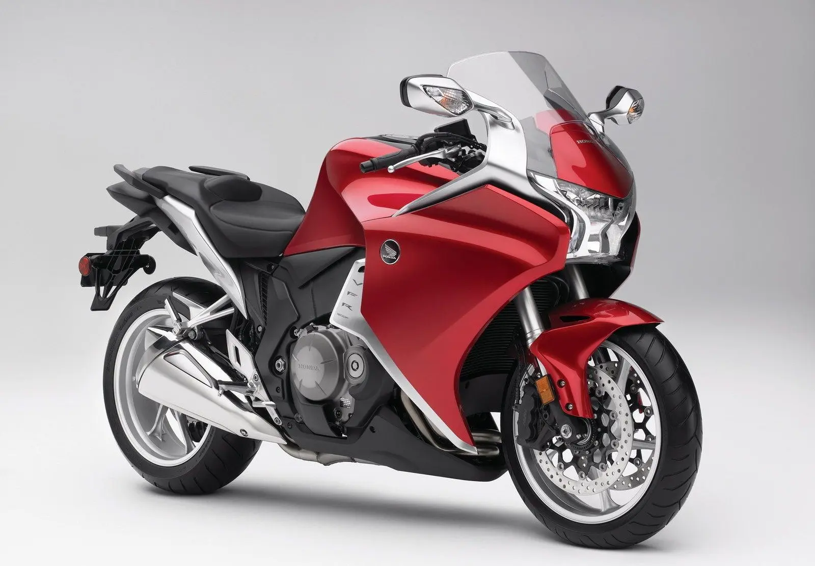 motos honda 1200 cilindrada - Cuánto pesa la Honda Crosstourer