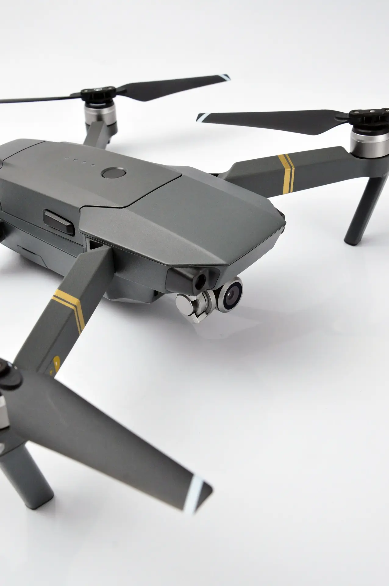 motocicleta tomada por drone - Dónde se puede volar un dron de menos de 250 gramos