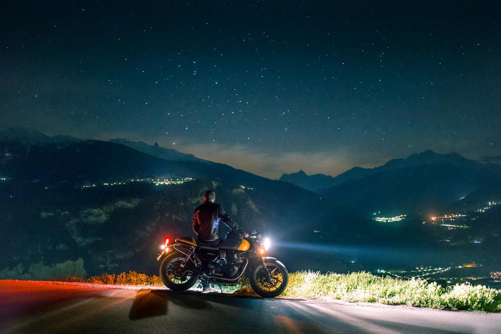 motos de noche - Qué debo hacer para poner al día una moto