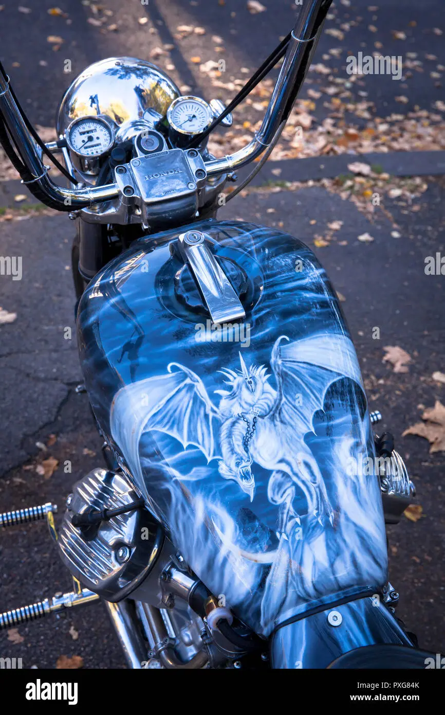 motos pintadas con aerografo - Qué pintura se le echa al aerógrafo