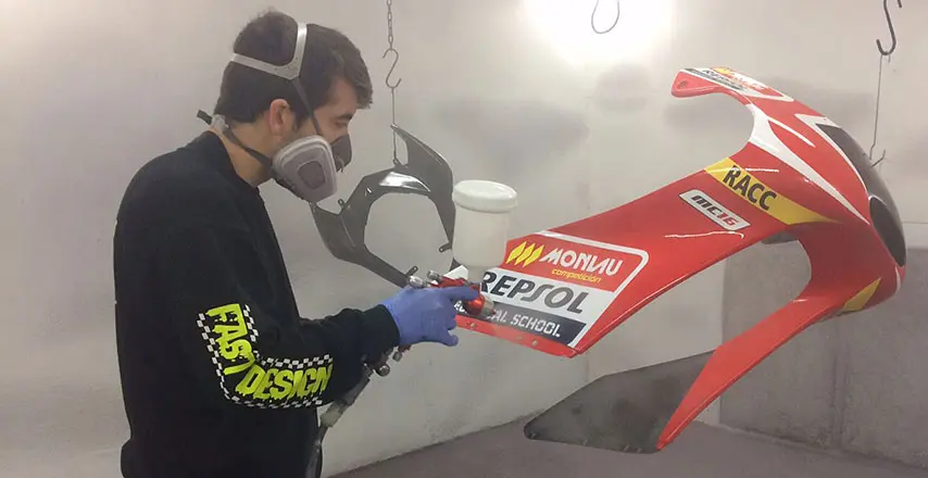chapa y pintura motos - Qué se hace en un taller de chapa y pintura