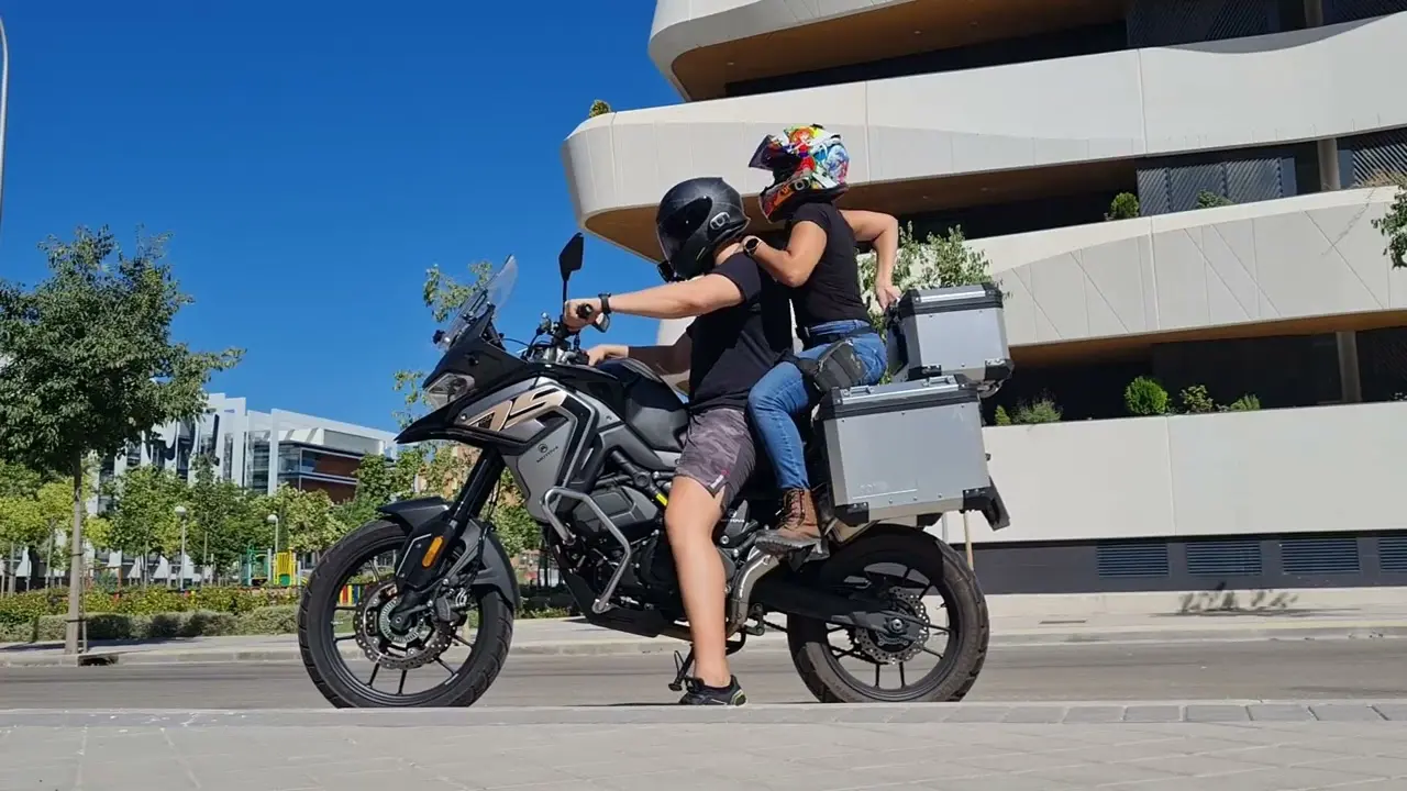 Cómo viajar en motocicleta de acompañante sin que te duela - Qué se necesita para ser un buen copiloto como viajar en motocicleta de acompañante sin que te duela - Qué se necesita para ser un buen copiloto