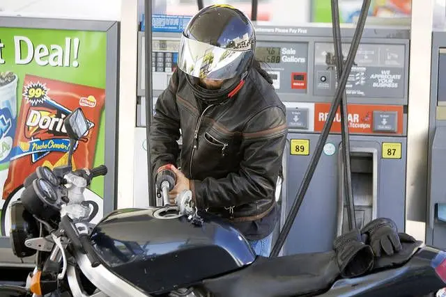 vapor gasolina nafta motocicleta - Qué vapores emite la gasolina