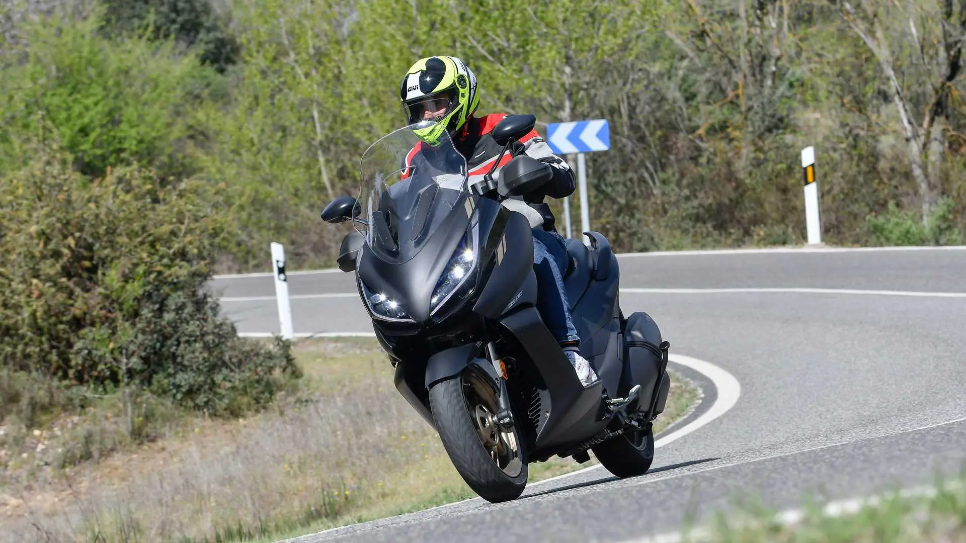 Zontes Motos: Innovación y calidad en dos ruedas - Qué velocidad alcanza la Zontes 350 zontes motos - Qué velocidad alcanza la Zontes 350
